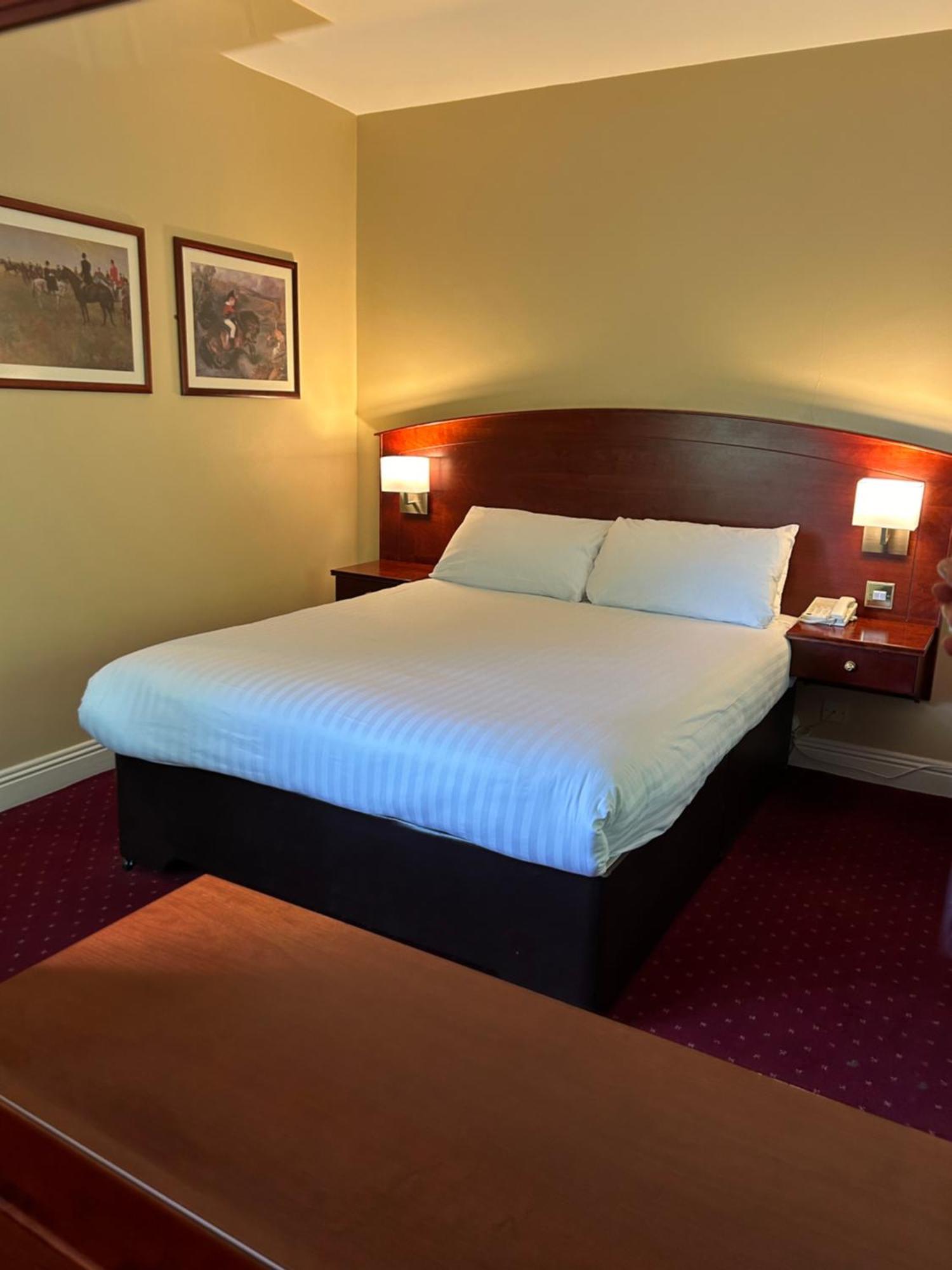 Aherlow House Hotel & Lodges ห้อง รูปภาพ